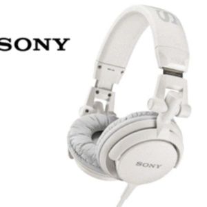 Sony extra bass dj style headphones
